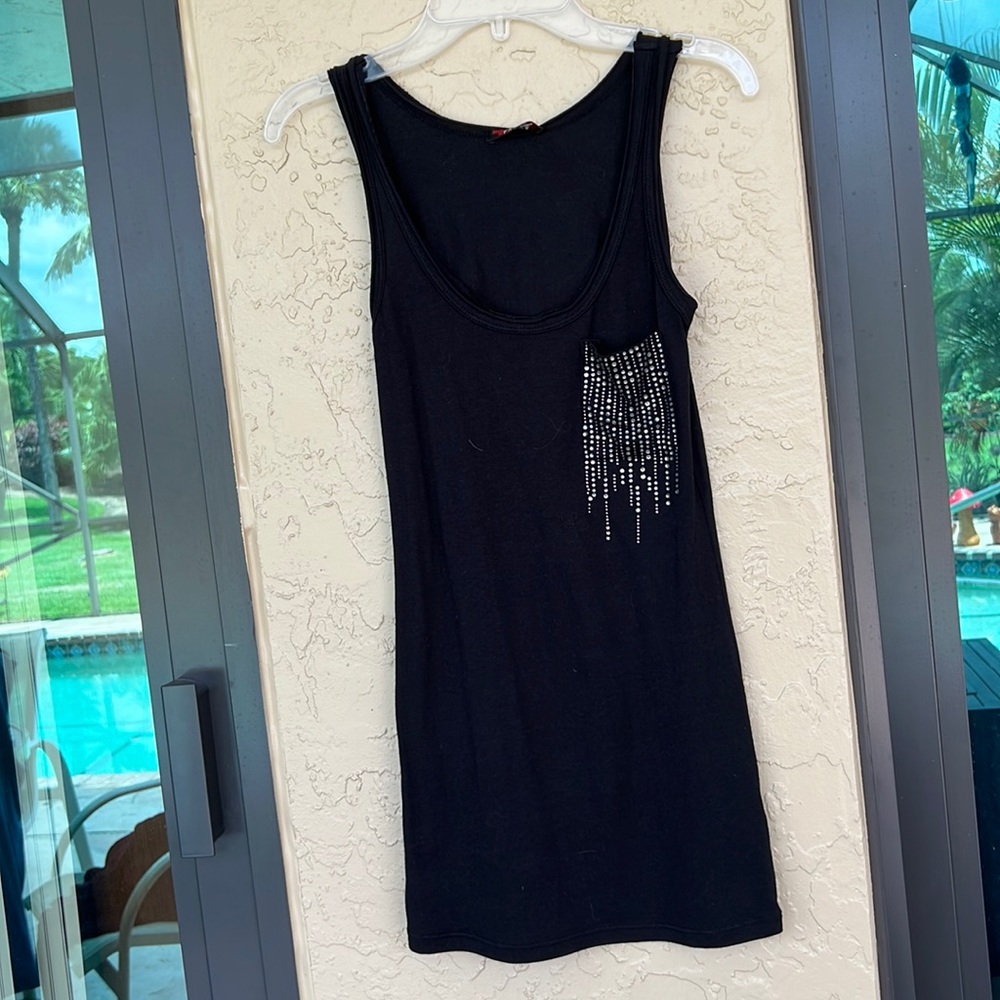 Tea party fantastic long tank top with lots of studs and glitter size small